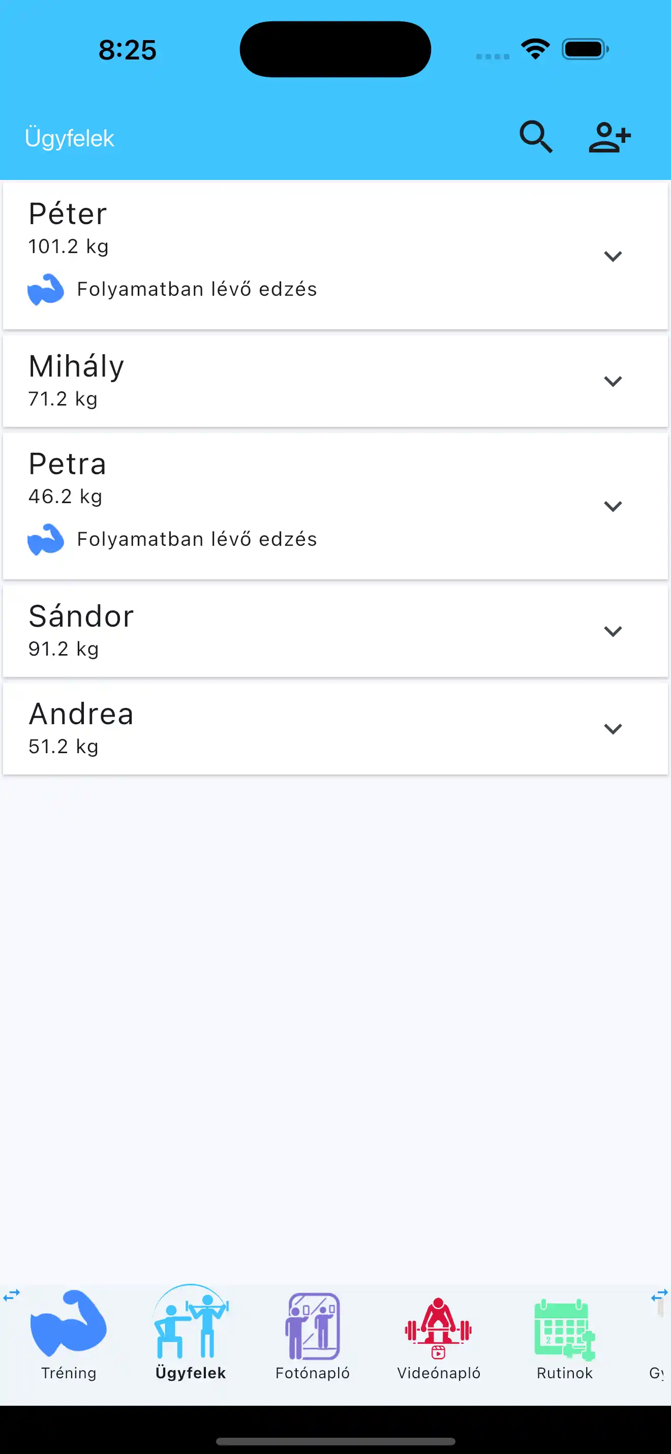 Seznam klientů osobních trenérů na telefonu