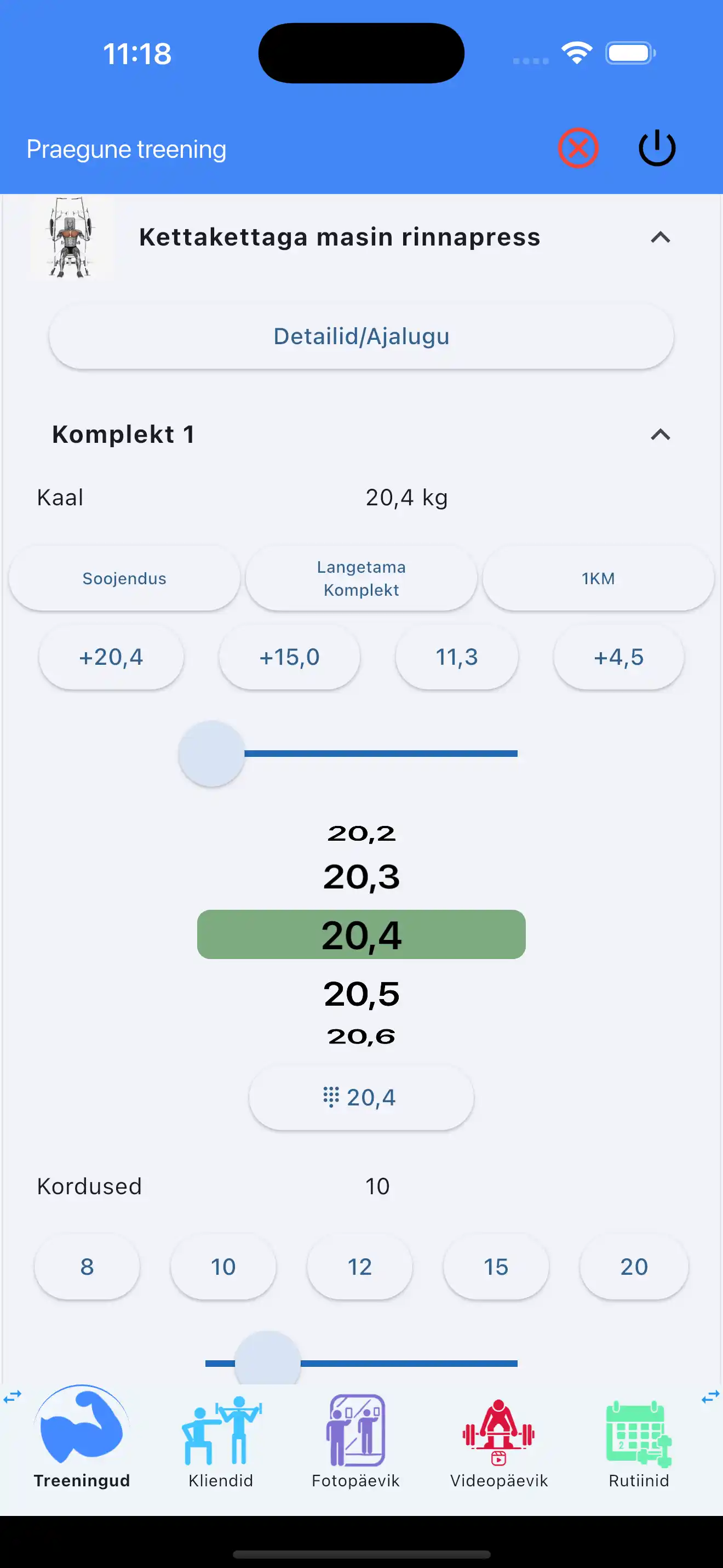 Plokksüsteemiga masina harjutuse jälgimine telefonis