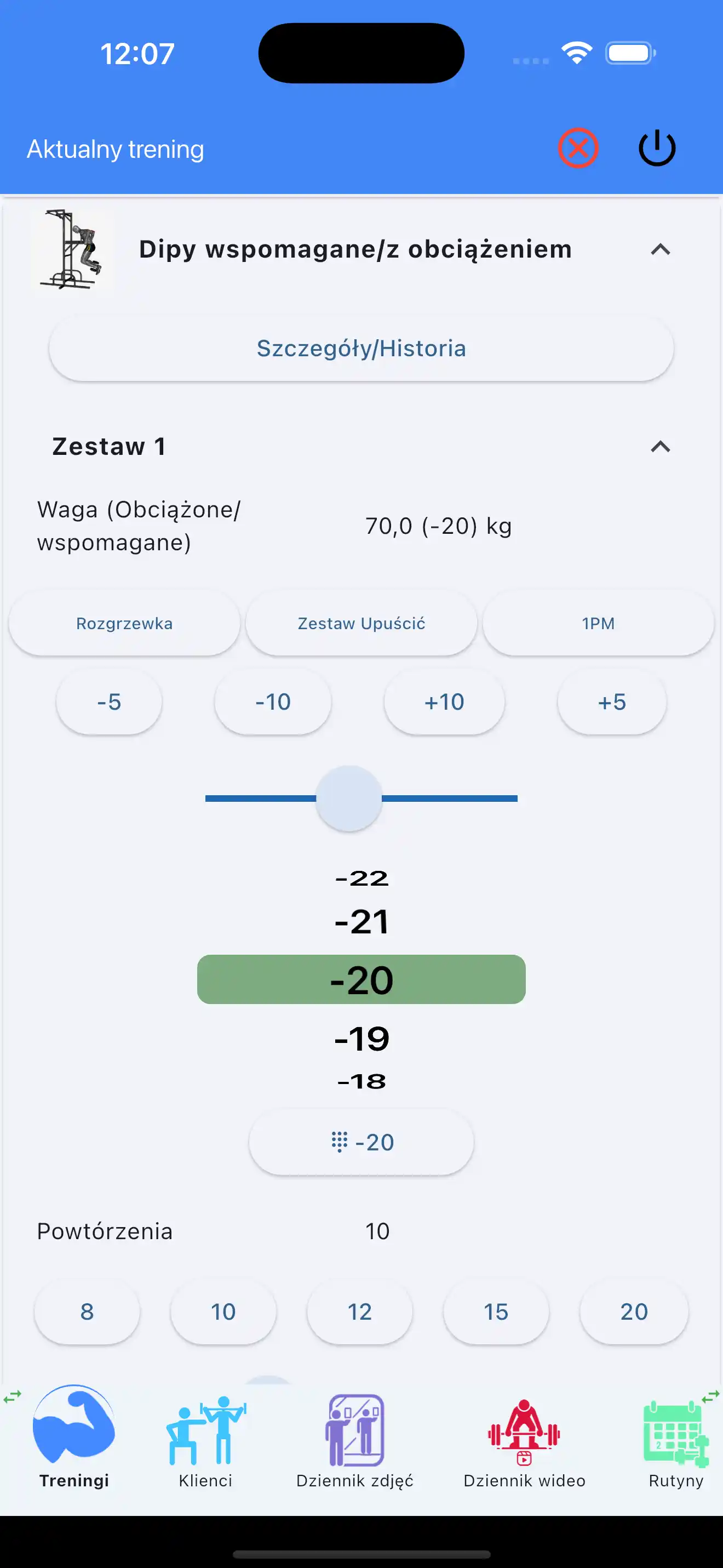 Śledzenie ćwiczeń ze wspomaganiem/ciężarem na telefon