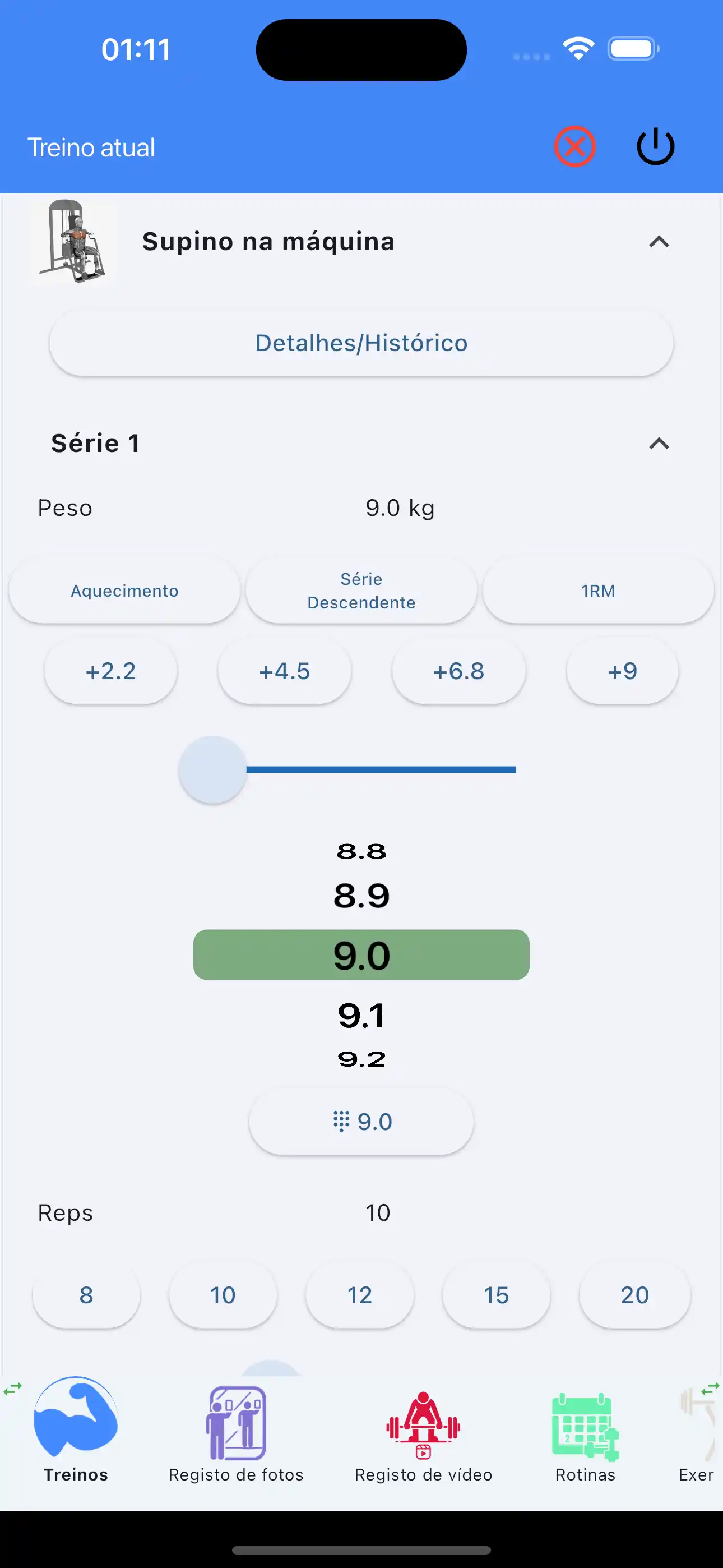 Máquina de carga com pinos Exercício rastreado pelo telefone